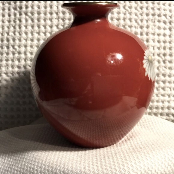 Vintage~Noritake Nippon Toki Kaisha Red Vase with White Daisy - Picture 3 of 9